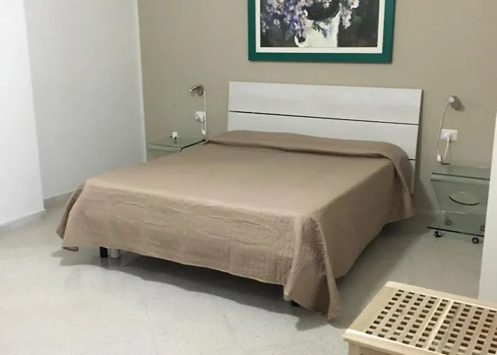 Aliga Oda ve Kahvaltı 4*
