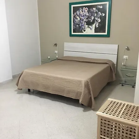 Aliga Bed & Breakfast *